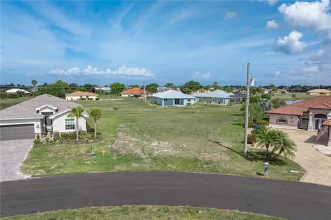 17528 Vellum Circle Punta Gorda FL 33955