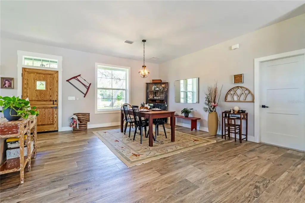 805 Bay Tree Circle Deland FL 32724