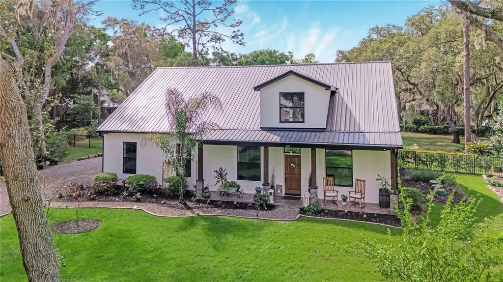 805 Bay Tree Circle Deland FL 32724
