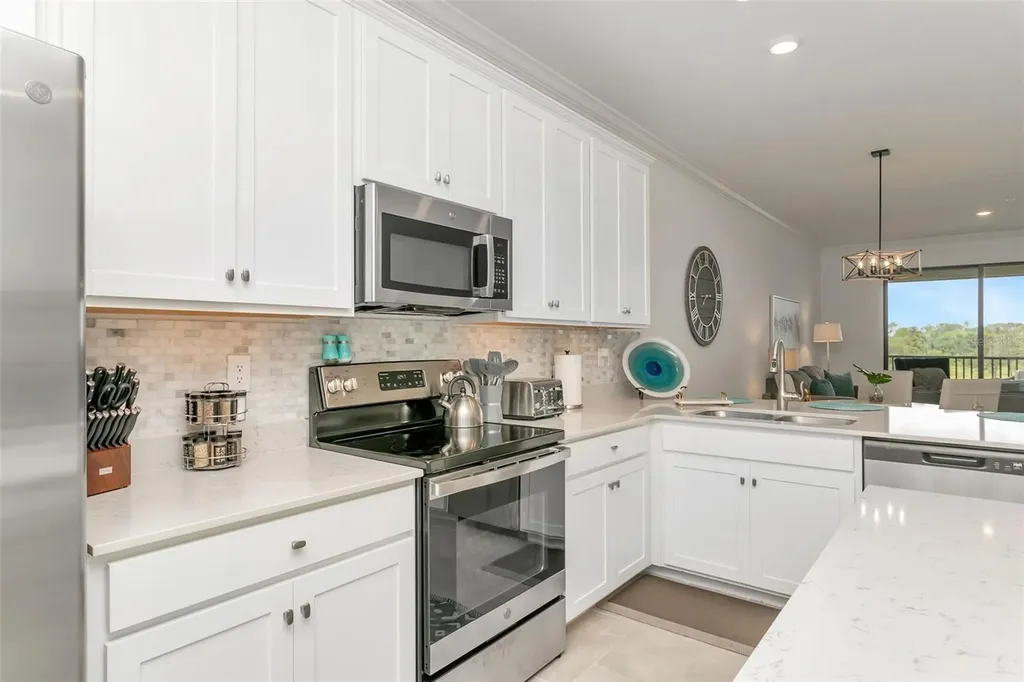 18028 Gawthrop Drive Bradenton FL 34211