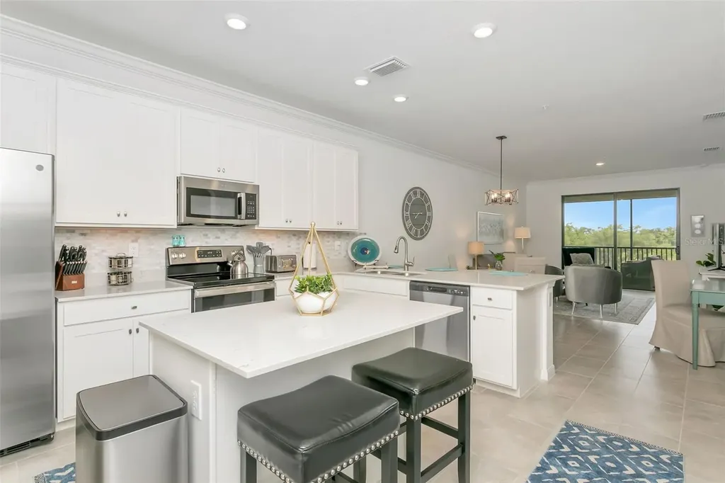 18028 Gawthrop Drive Bradenton FL 34211