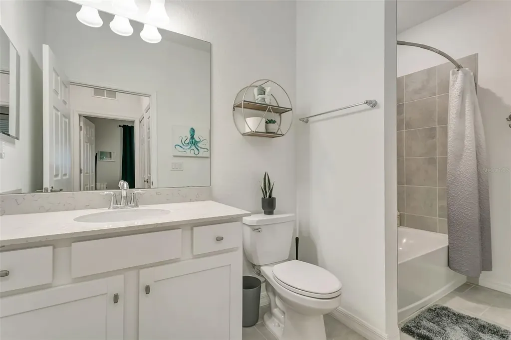 18028 Gawthrop Drive Bradenton FL 34211