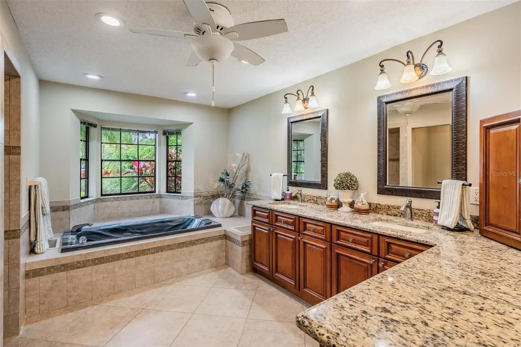 3428 Valley Ranch Drive Lutz FL 33548