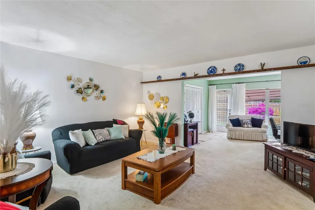1611 S Lake Avenue Clearwater FL 33756