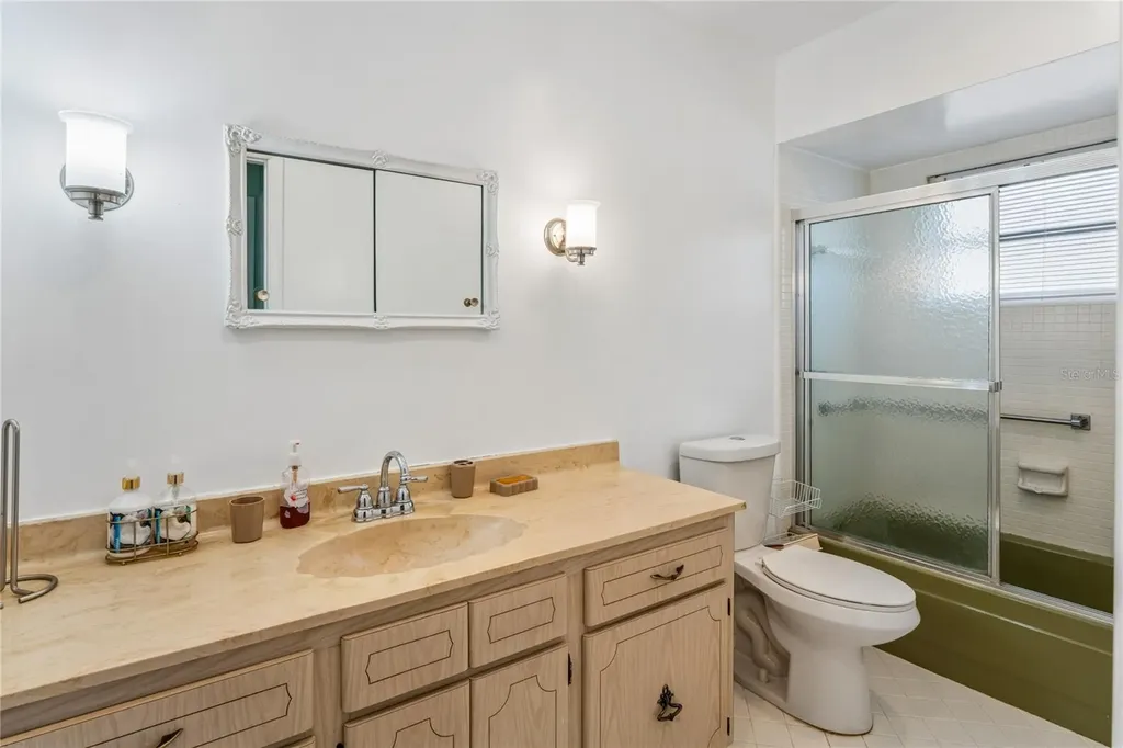 1611 S Lake Avenue Clearwater FL 33756
