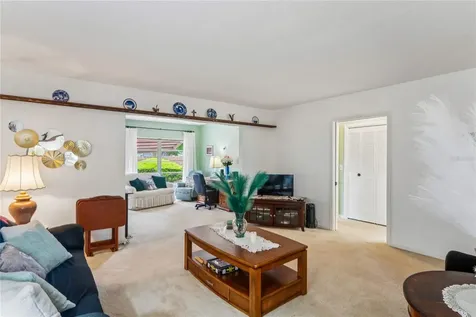 1611 S Lake Avenue Clearwater FL 33756