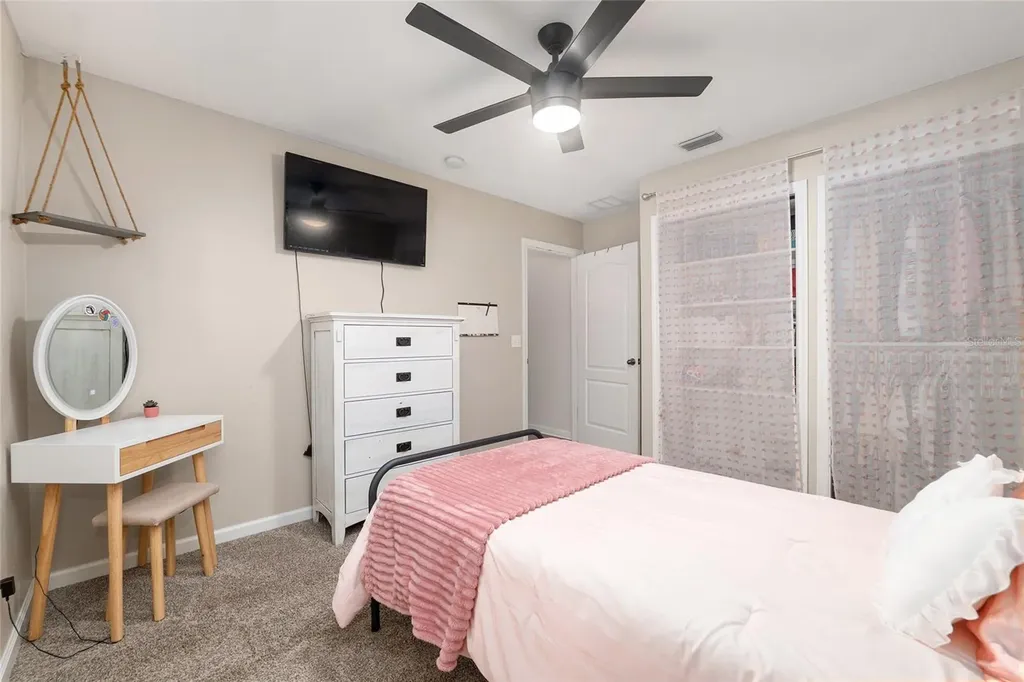 25175 SW 20th Avenue Newberry FL 32669
