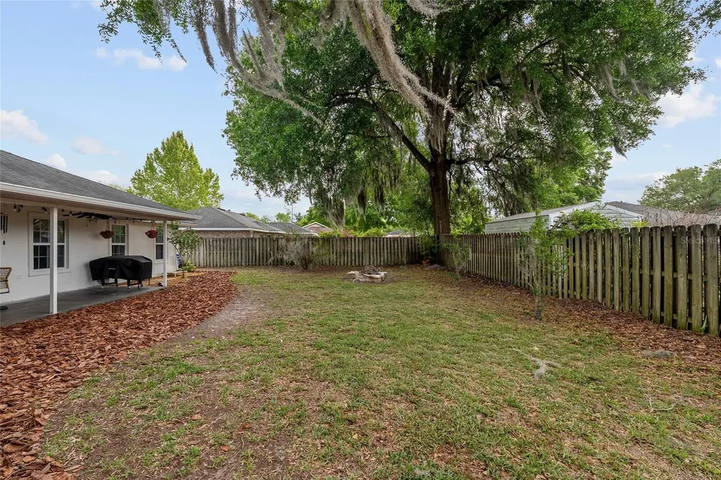 25175 SW 20th Avenue Newberry FL 32669