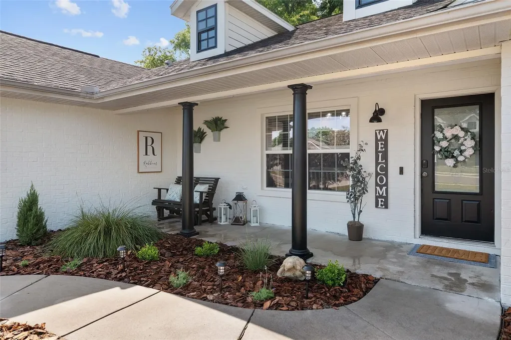 25175 SW 20th Avenue Newberry FL 32669