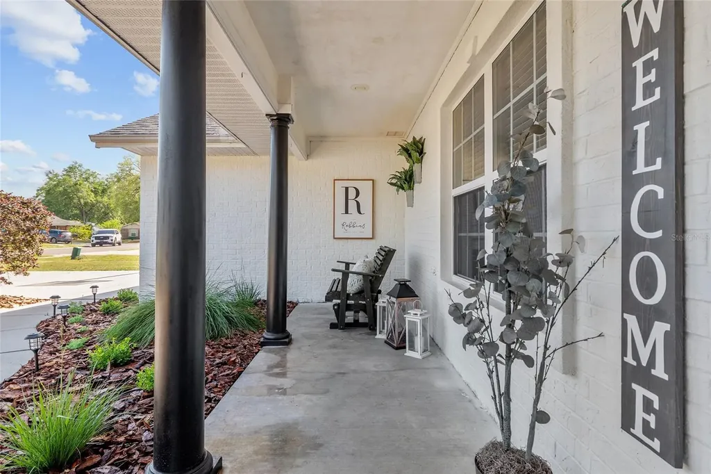 25175 SW 20th Avenue Newberry FL 32669