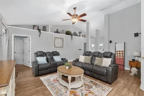 25175 SW 20th Avenue Newberry FL 32669