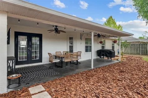 25175 SW 20th Avenue Newberry FL 32669