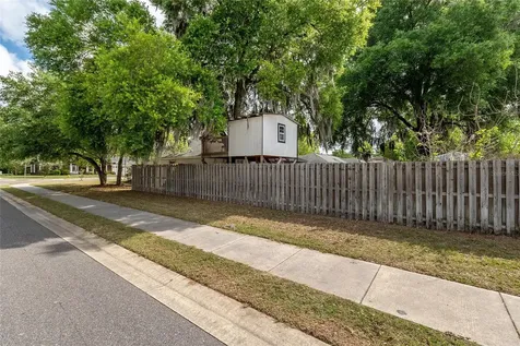 25175 SW 20th Avenue Newberry FL 32669