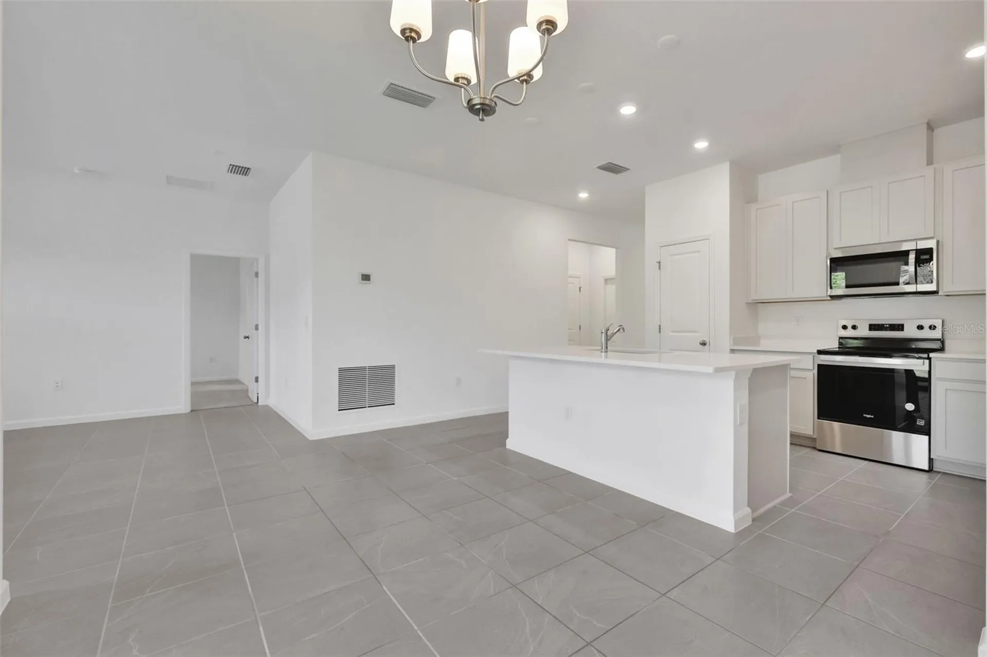 2920 Supermarine Road Tavares FL 32778
