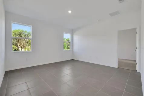 2920 Supermarine Road Tavares FL 32778