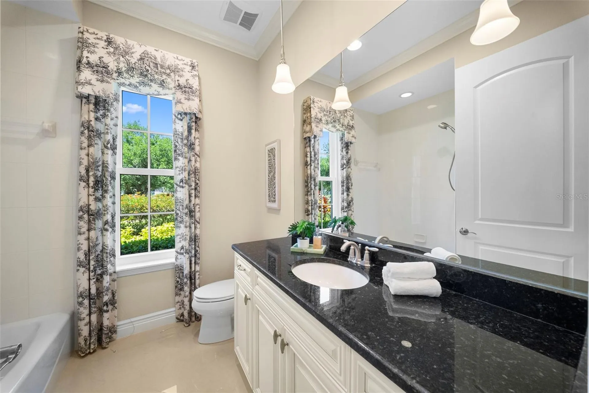 16204 Daysailor Trail Lakewood Ranch FL 34202