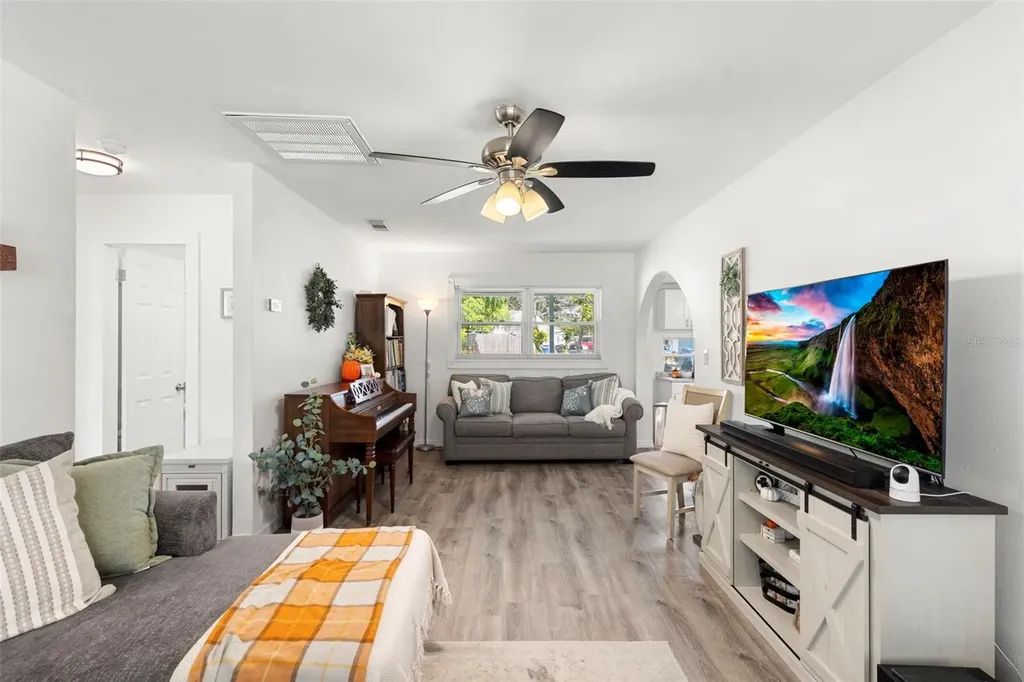 7001 13th Street N St Petersburg FL 33702