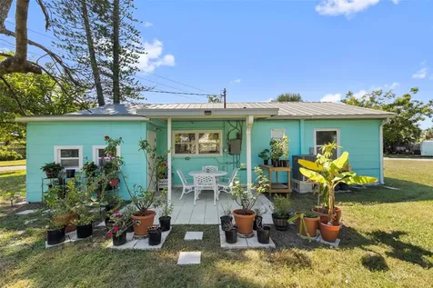 7001 13th Street N St Petersburg FL 33702