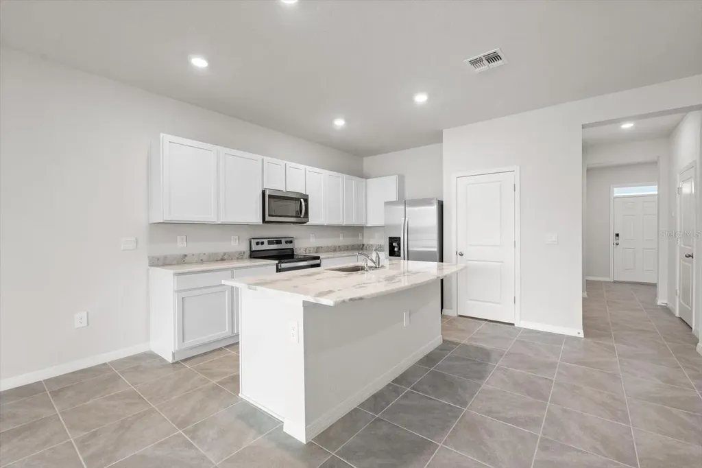 17709 Crescent Moon Loop Bradenton FL 34211
