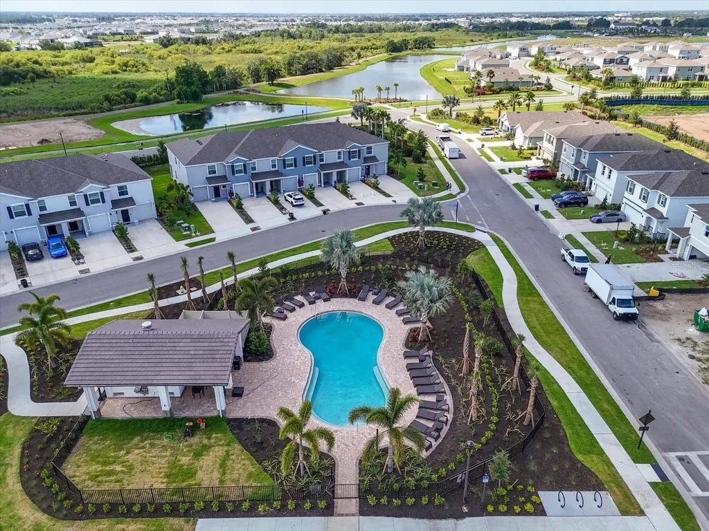 17709 Crescent Moon Loop Bradenton FL 34211
