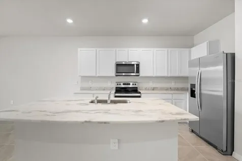 17709 Crescent Moon Loop Bradenton FL 34211