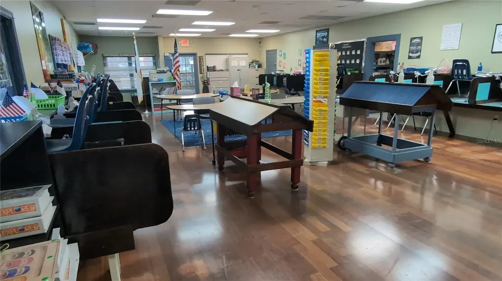 25541 Sorrento Avenue Sorrento FL 32776