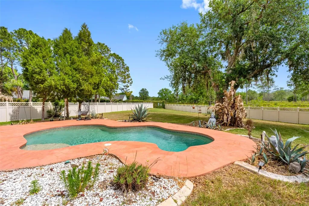 17648 Nathans Drive Tampa FL 33647