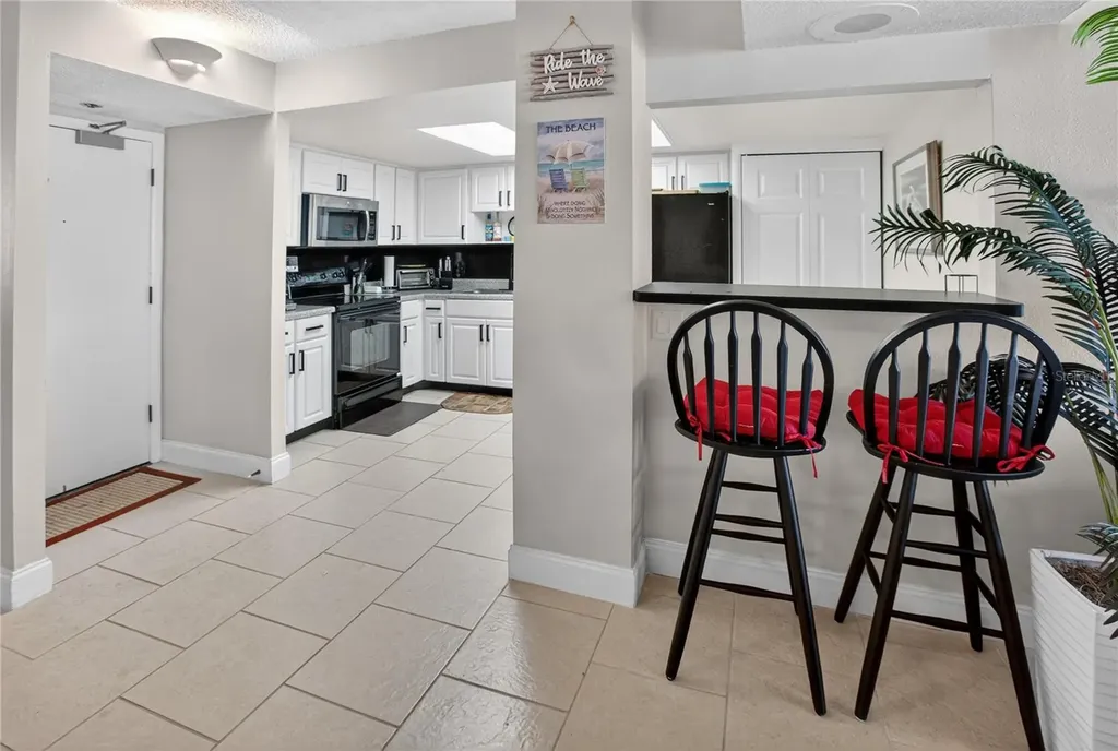 1 Key Capri Treasure Island FL 33706