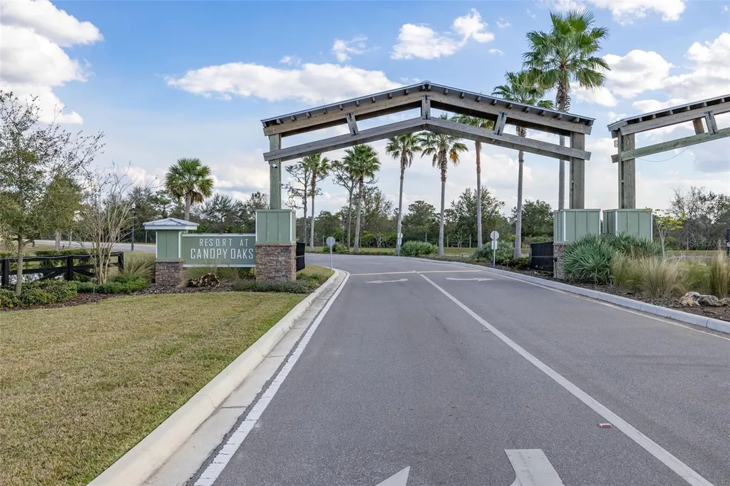 94 Cedar Circle E Lake Wales FL 33898