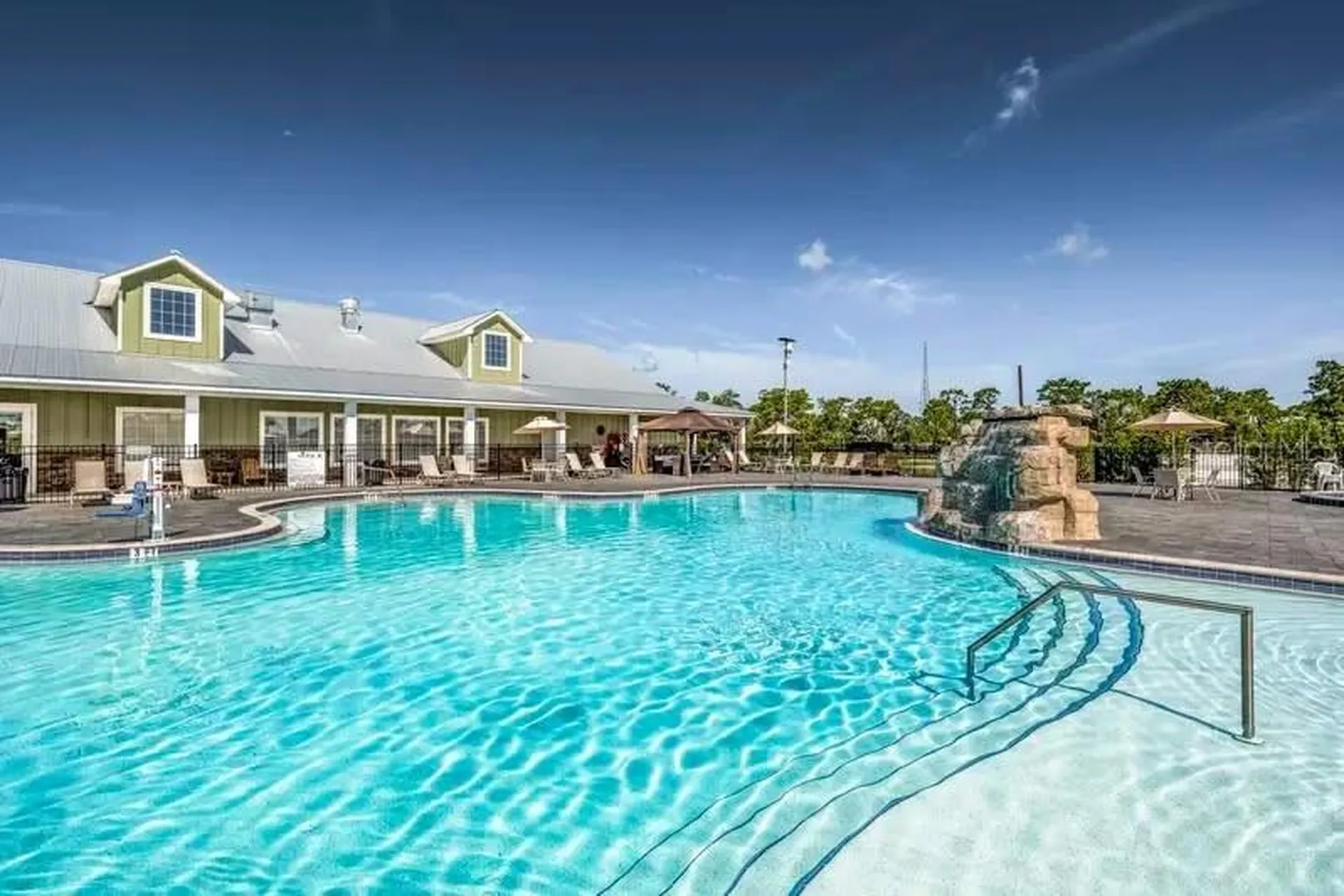 94 Cedar Circle E Lake Wales FL 33898