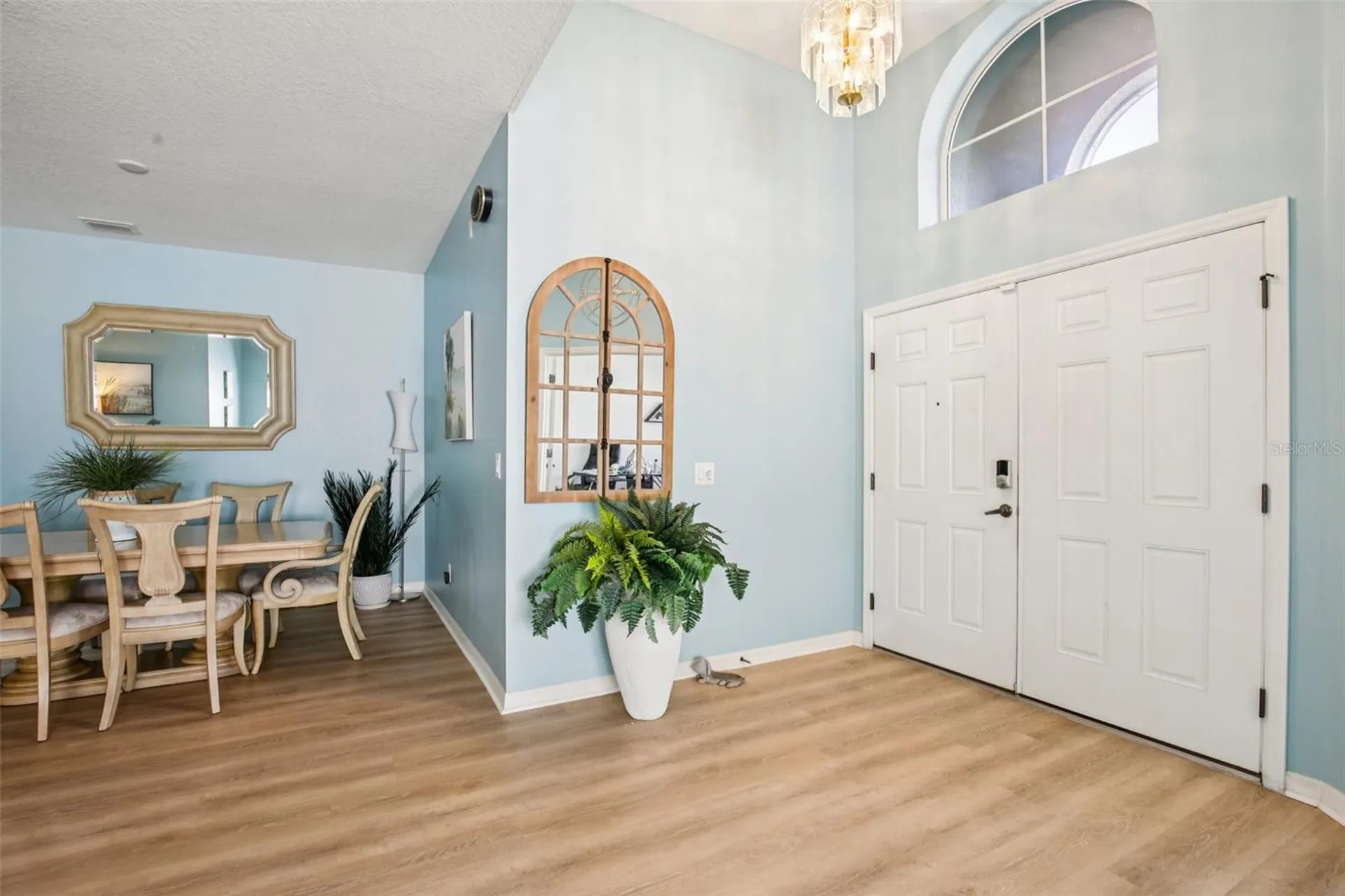 319 19th Street NW Ruskin FL 33570