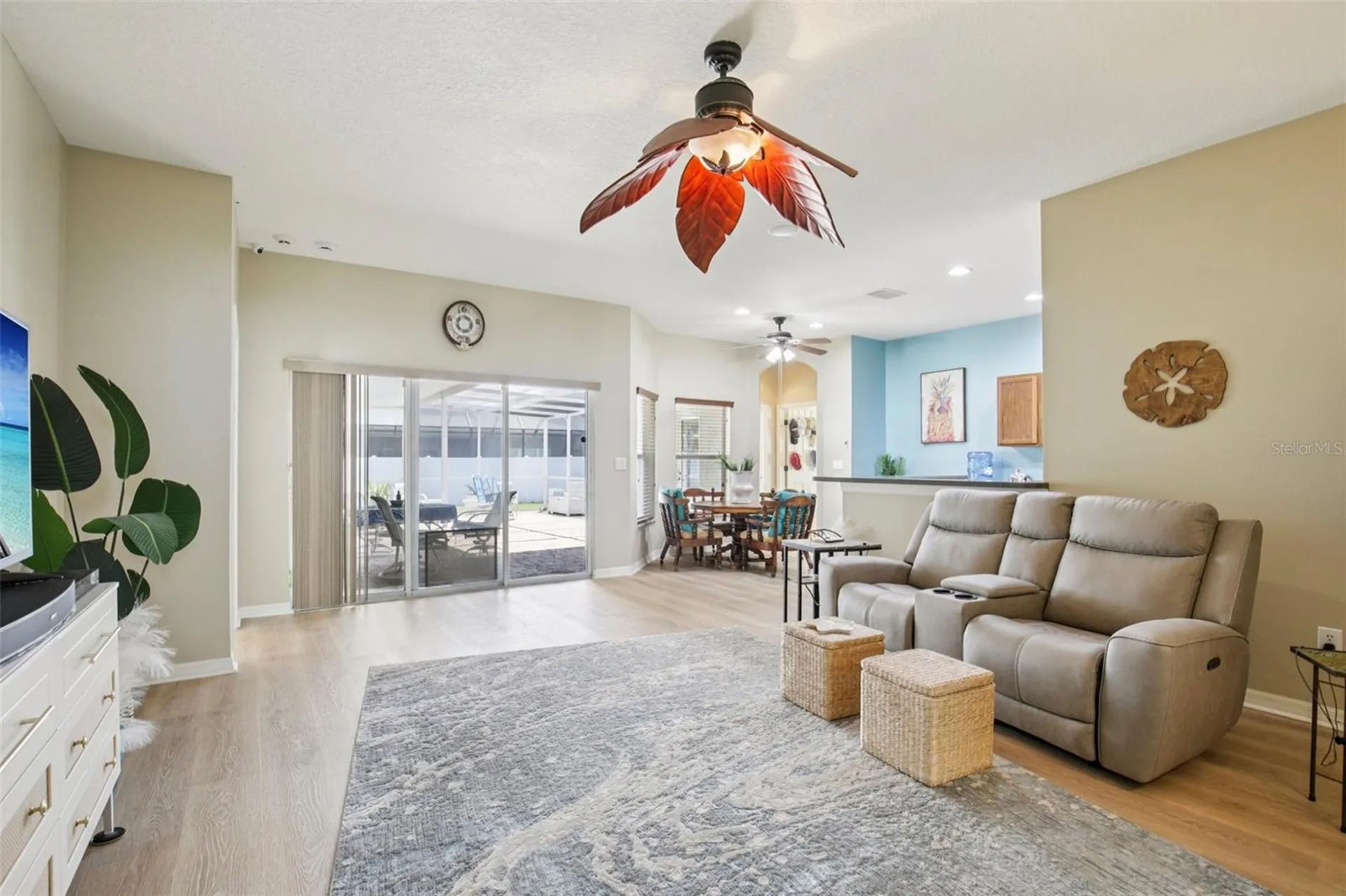 319 19th Street NW Ruskin FL 33570