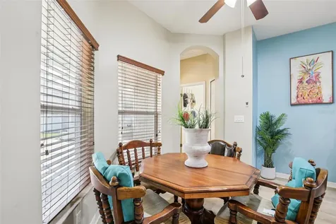 319 19th Street NW Ruskin FL 33570