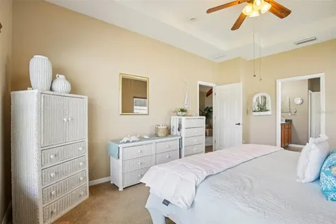 319 19th Street NW Ruskin FL 33570