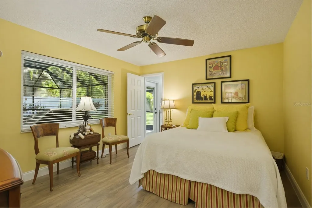 1736 Pine Hill Court Safety Harbor FL 34695