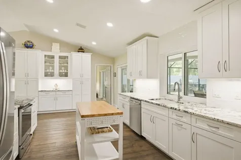 1736 Pine Hill Court Safety Harbor FL 34695