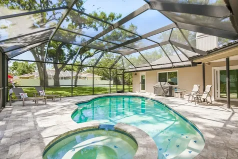 1736 Pine Hill Court Safety Harbor FL 34695