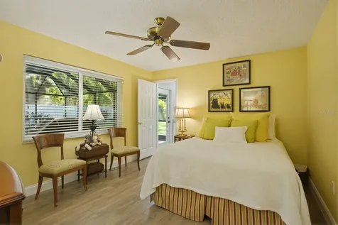 1736 Pine Hill Court Safety Harbor FL 34695