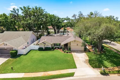 1736 Pine Hill Court Safety Harbor FL 34695