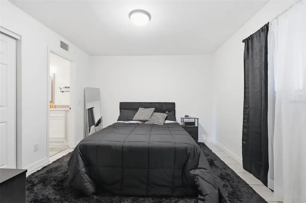 6340 Newtown Circle Tampa FL 33615