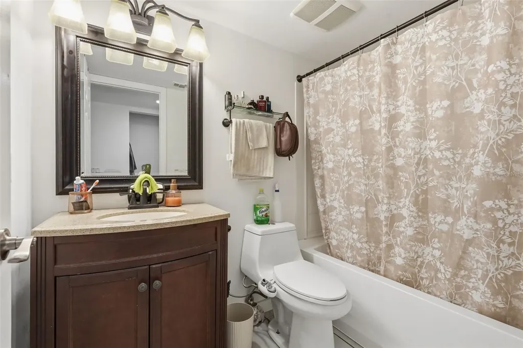6340 Newtown Circle Tampa FL 33615