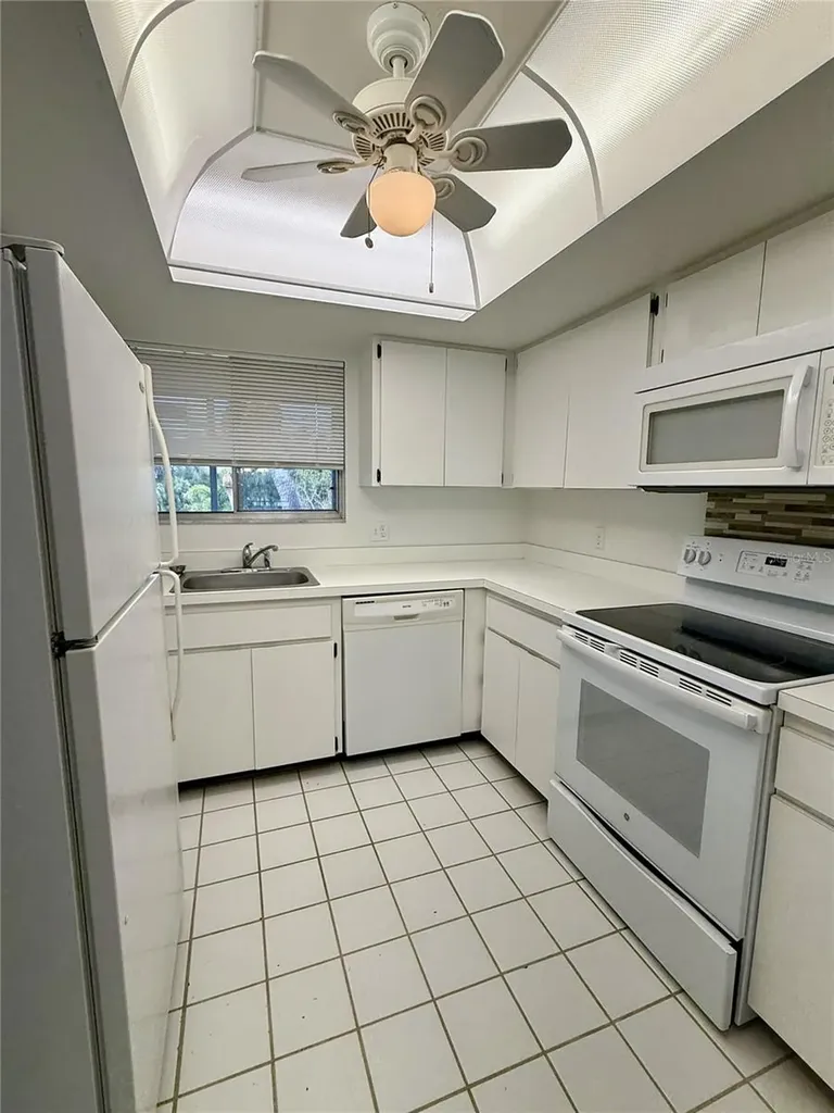 731 Manatee Avenue Holmes Beach FL 34217