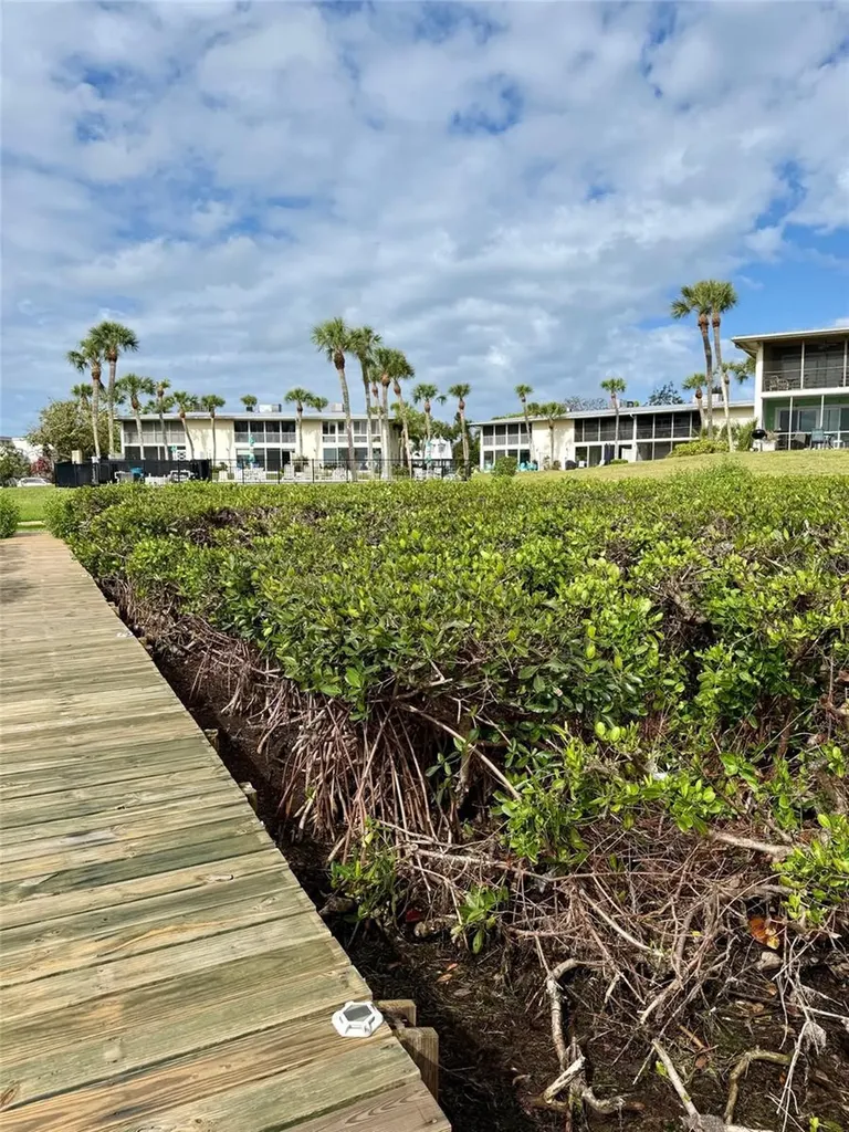 731 Manatee Avenue Holmes Beach FL 34217