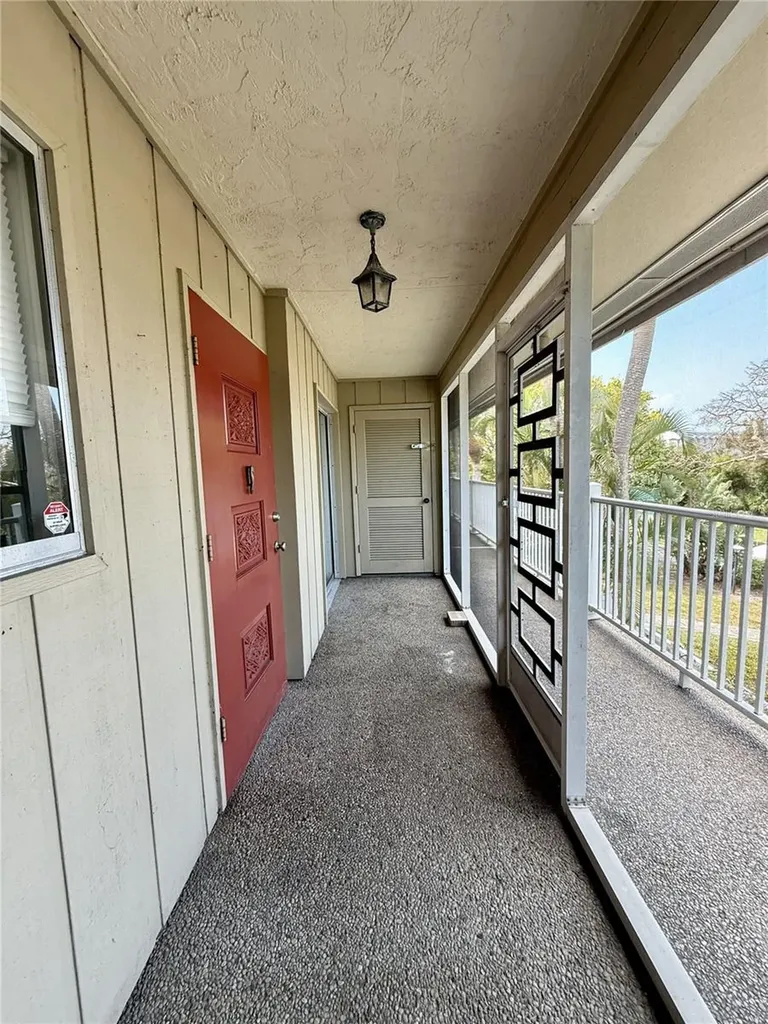 731 Manatee Avenue Holmes Beach FL 34217