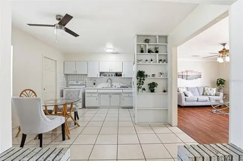 3663 22nd Avenue N St Petersburg FL 33713