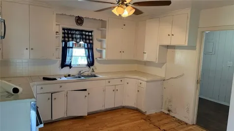 4611 Fruitville Road Sarasota FL 34232