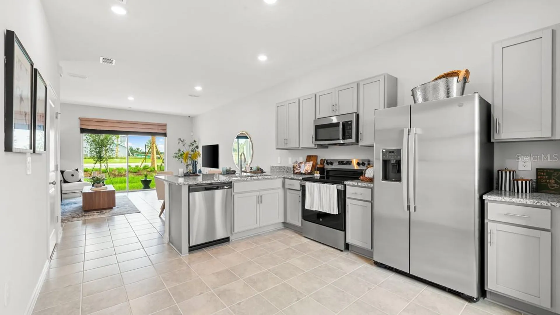 2890 Skyline Loop Kissimmee FL 34758