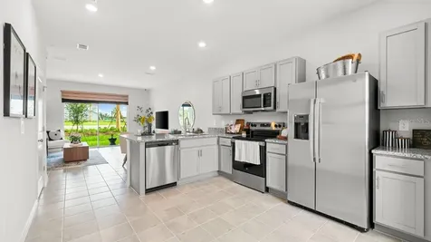 2890 Skyline Loop Kissimmee FL 34758