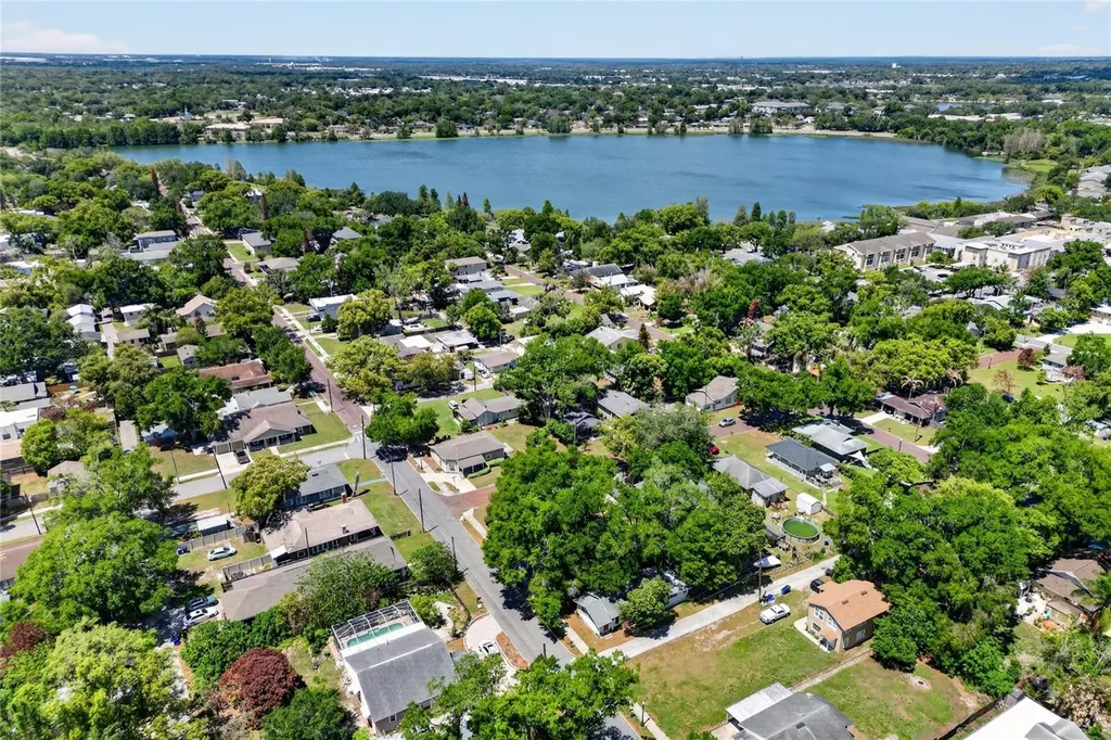 1041 S Dakota Avenue Lakeland FL 33803