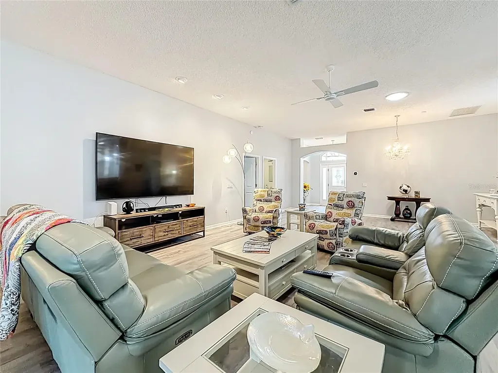 1738 Augustine Drive The Villages FL 32159